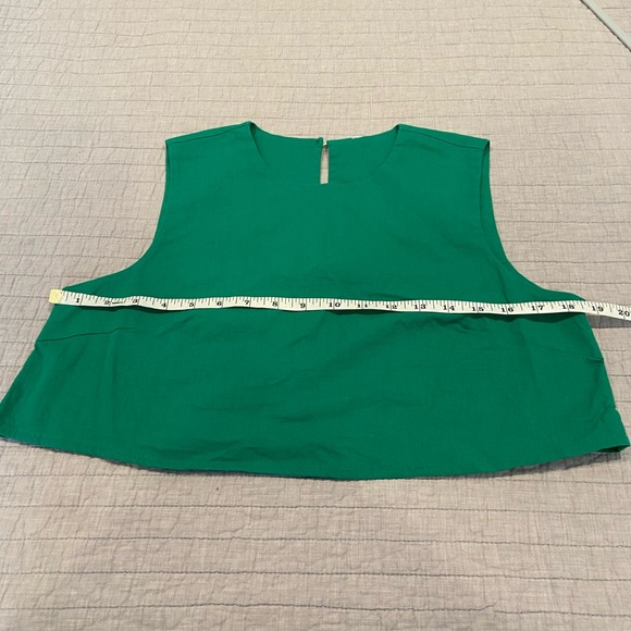Commense Green Sleeveless Linen Popover Top | Size M - Picture 3 of 7